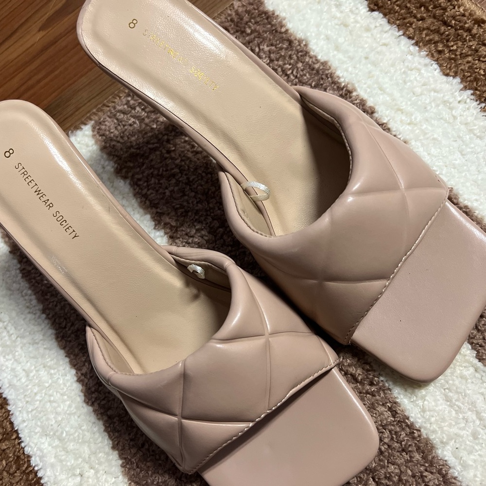 Trendy Square Sandals